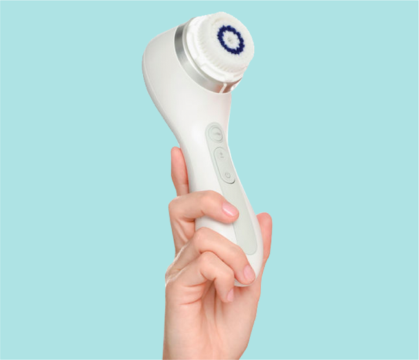 Best Facial Cleansing Brush: A Dermatologist's Perspective
